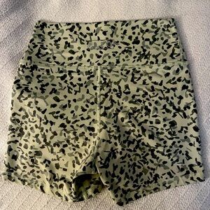 High-rise Size Medium Fleo Shorts